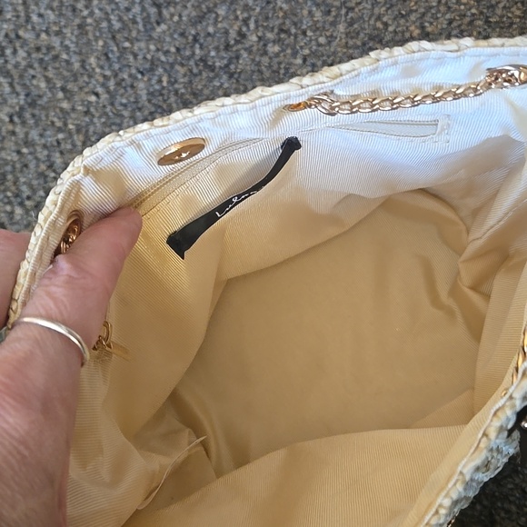 Lulu's Beige Woven Tote with Gold Chains - Picture 6 of 13